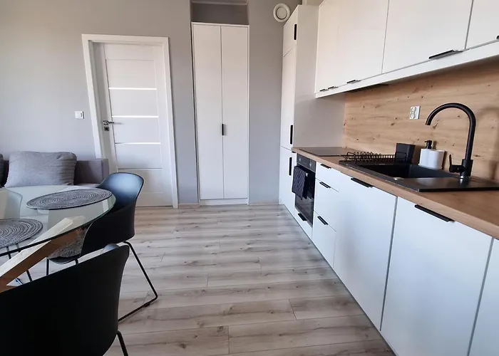 Skarbowa Sky Apartment Leszno (Greater Poland)